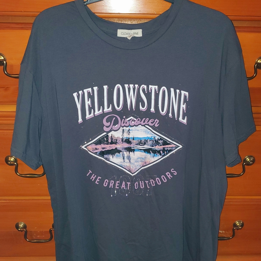 Grey Yellowstone Graphic Tee With Rhinestones - Picture 2 of 4